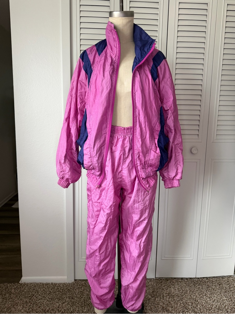 Misty Valley Sport Vintage Pink Windbreaker Track Suit Set